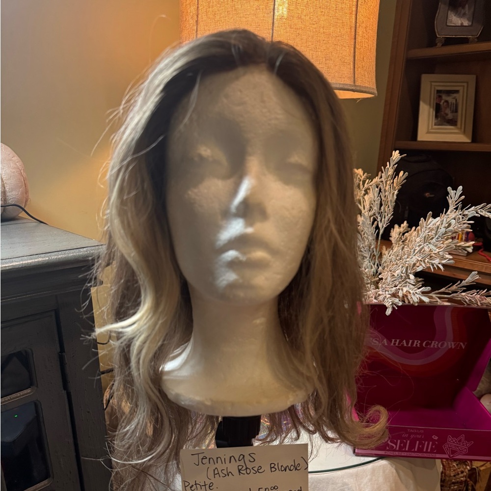 Jennings Ash Rose Blonde Wig